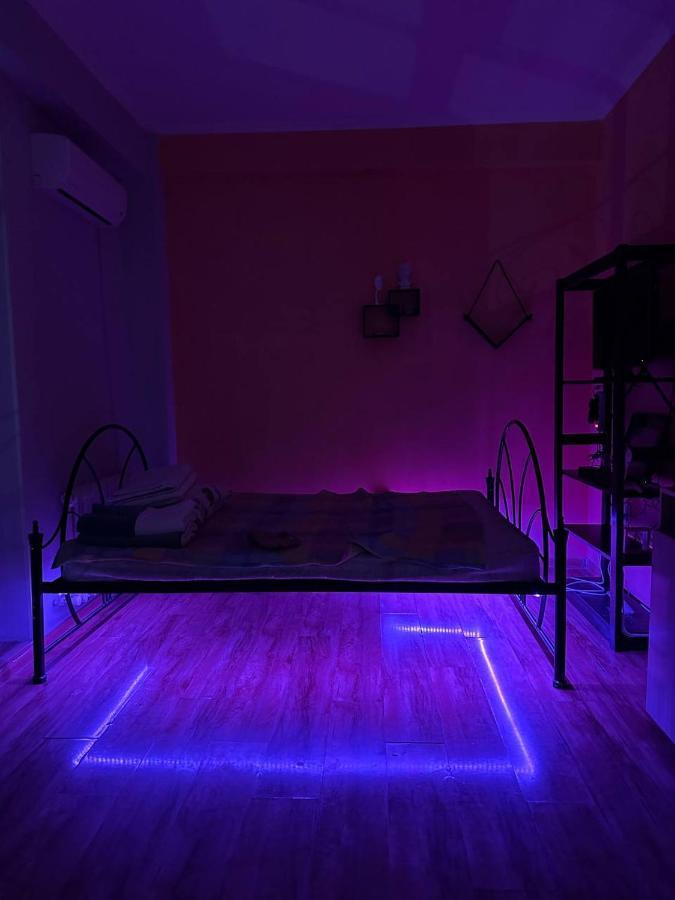 1-Room Apart. 21 On Usenbaeva 52 Near Eurasia Shopping Center Μπισκέκ Εξωτερικό φωτογραφία
